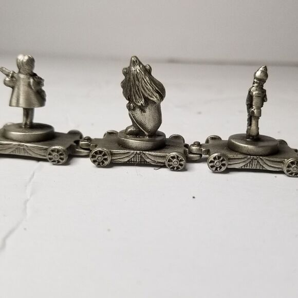 Vintage puter coca-cola train with collaboration w/ Wizzard of Oz - Picture 10 of 11